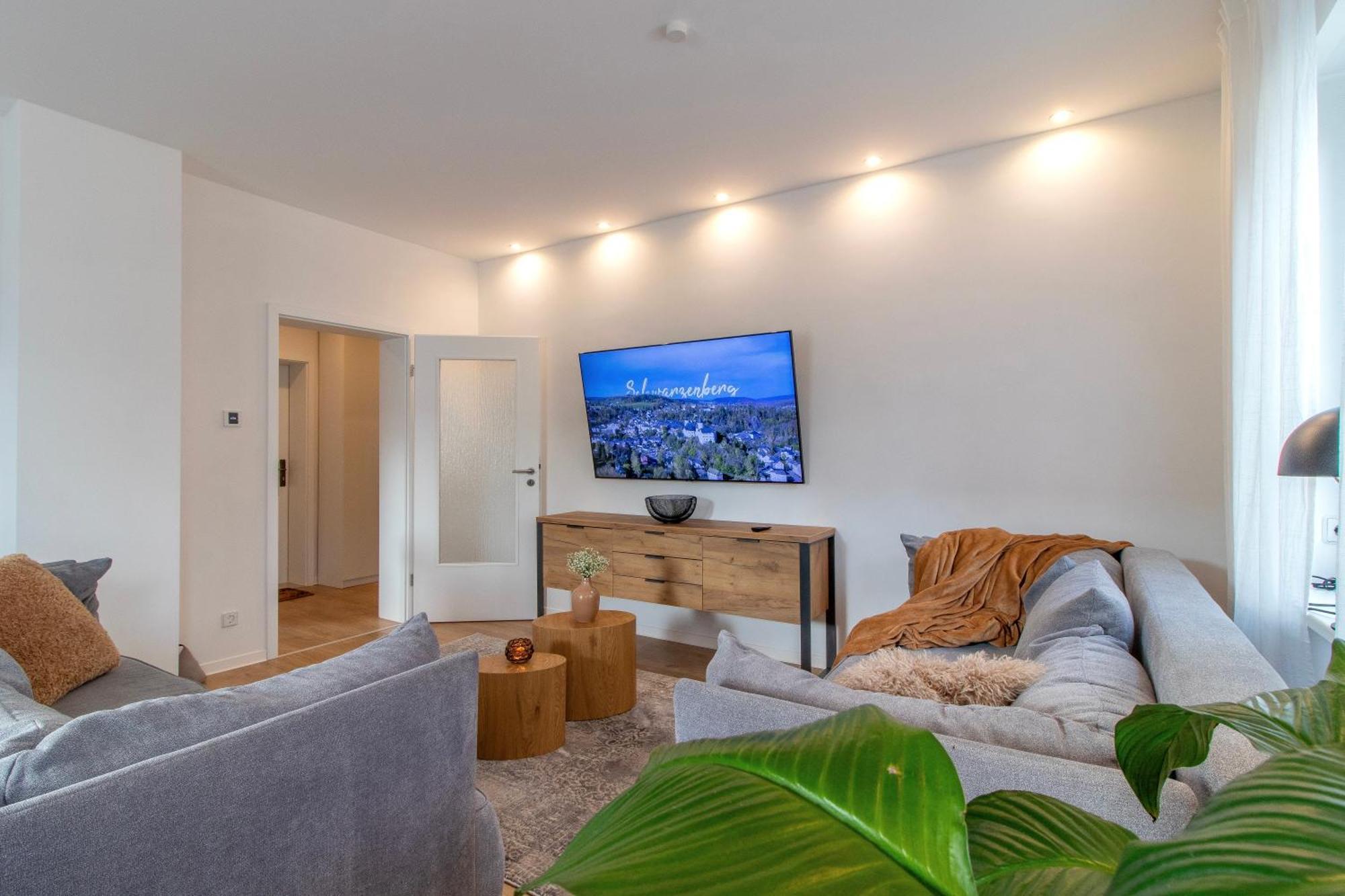 Stilvolles City-Apartment I Netflix I Wlan L Stellplatz I Zentral Шварценберг Екстер'єр фото